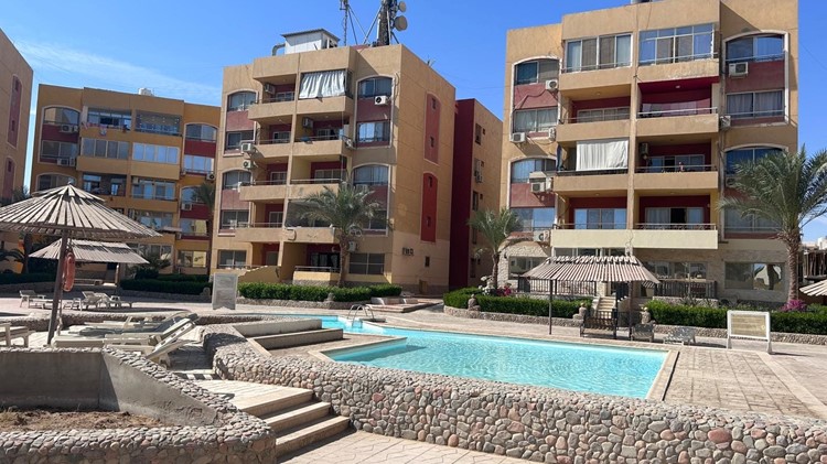 HEIßER PREIS / EL HAMBRA HURGHADA MAMSHA / EIN-ZIMMER-WOHNUNG MIT POOLBLICK ZU VERKAUFEN