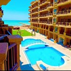 Wohnung in erster Linie zum Verkauf in Hurghada. 1BD-Wohnung mit Meerblick im Elite-Compound Turtles