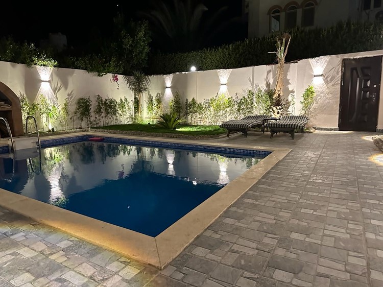 Villa in Hurghada. Modern eingerichtete und ausgestattete 6BD-Villa in Mubarak 6 mit privatem Pool u