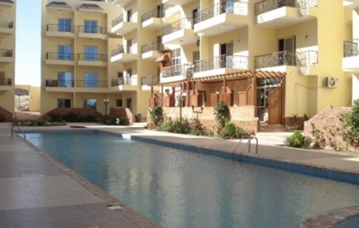 Spacious 1BD apartment in SKY 2 compound Al Ahyaa with unbelievable price. Private pool, near sea! 