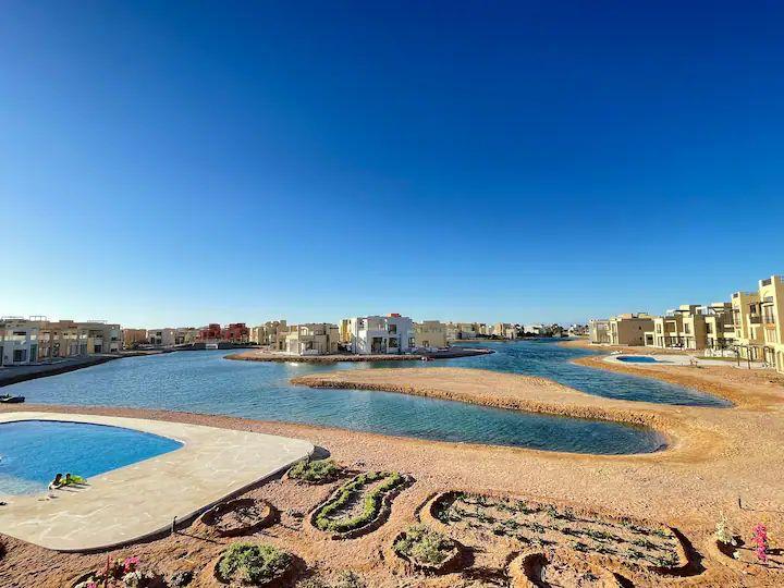 Amazing apartment 1bd,compound Tawila el gouna,first line,lagoon and pool view