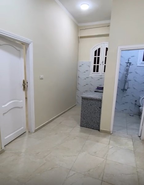 Unfurnished one-bedroom apartment in Hurghada for sale | Near nice public beach 