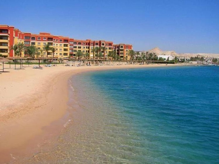 Furnished, 2-story, 2BD duplex in Esplanada Hurghada-Elite project with private beach in Mamsha 