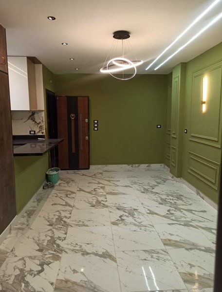 Hurghada Wohnung zu verkaufen. Schöne 2BD Wohnung in Hadaba Gegend, in der Nähe von Supermarkt Metro
