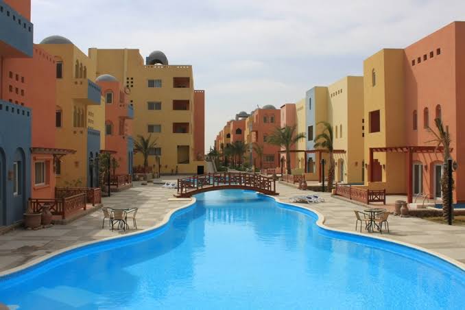 Al Dora Residents Hurghada | Furnished & equipped 1BD apartment for sale | 200m from the sea 