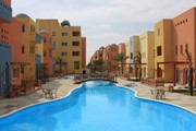 Al Dora Residents Hurghada | Furnished & equipped 1BD apartment for sale | 200m from the sea 