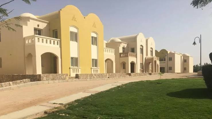 Makadi Bay property. Furnished 2BD apartment with garden in elite project Makadi Heights Phase I