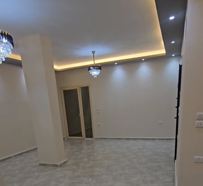 Apartment three bedrooms in Hurghada Kawther district near Gomla market