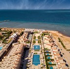 Luxuriöses möbliertes 2BD-Apartment in einem 5-Sterne-Resort direkt am Strand - Selena Bay Hurghada.