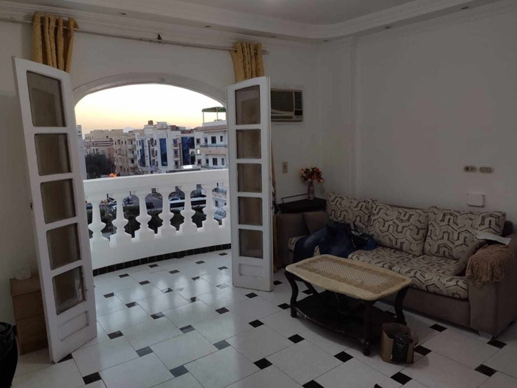 Wunderschöne, helle 2BD-Wohnung im Zentrum von Hurghada, nur wenige Gehminuten zum Meer!