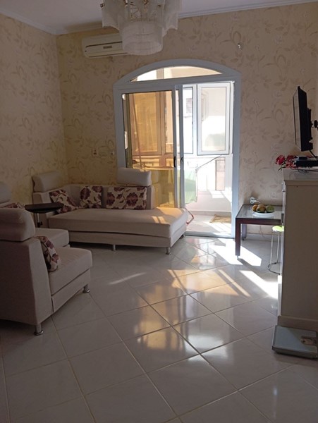 Hurghada apartments for sale in Kawther. Pool view, furnished 1BD apartment in Desert Pearl