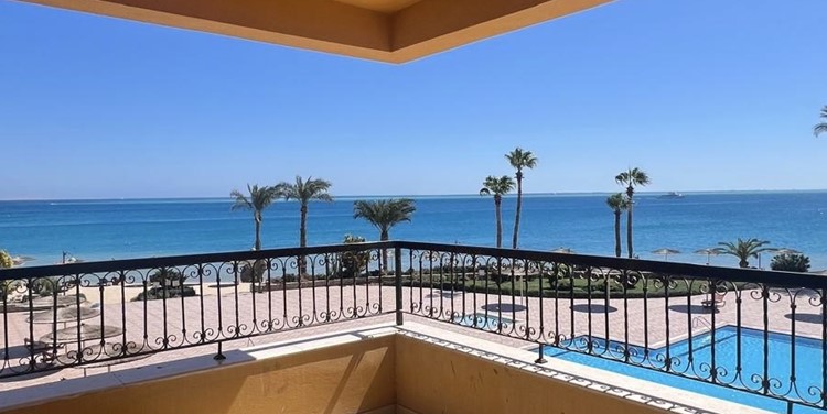 Stunning Sea View, furnished & equipped 3BD apartment in Esplanada Hurghada-Elite project with beach