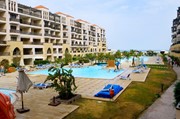 Möbliertes 1BD Apartment mit Meerblick im Gravity Hotel & Aqua Park Hurghada mit Strand